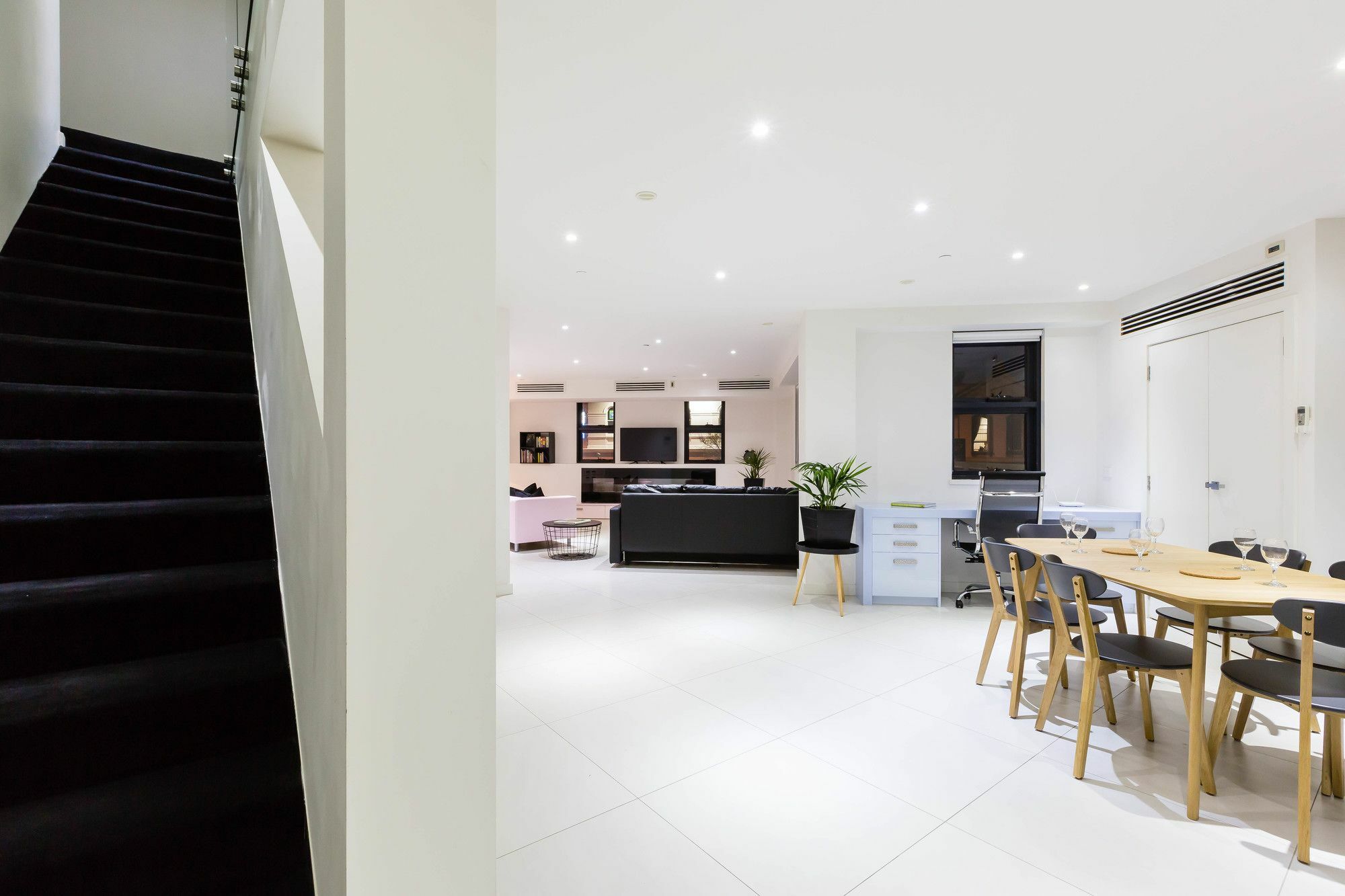 Maddison, 3Bdr Port Melbourne Apartment מראה חיצוני תמונה